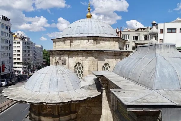 3. Mustafa Türbesi - Resim 4