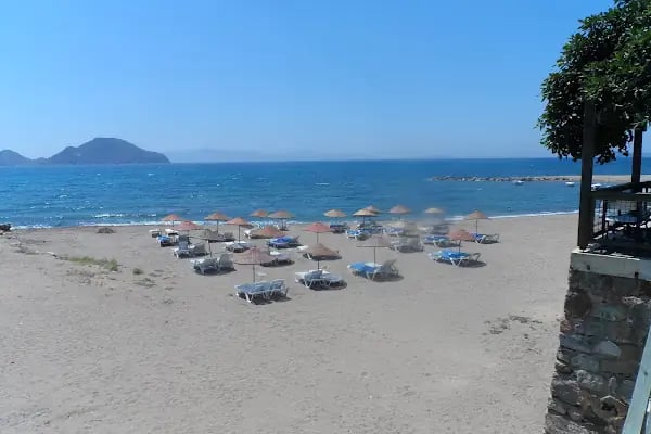 One More Day Hotel - Resim 5