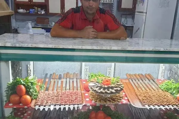 Cüneyt Usta Kebab Salonu - Resim 1
