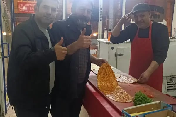 Cüneyt Usta Kebab Salonu - Resim 12