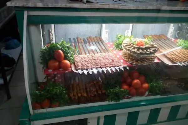 Cüneyt Usta Kebab Salonu - Resim 16