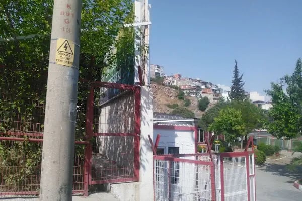 BAYRAKLI BELEDİYESİ ŞEHİT ÜMİT BOZ SOSYAL TESİSLERİ - Resim 9