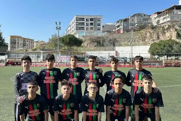 BAYRAKLI BELEDİYESİ ŞEHİT ÜMİT BOZ SOSYAL TESİSLERİ - Resim 19