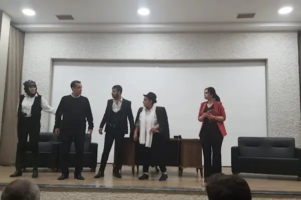 Sahnerengi Tiyatro - Resim 5