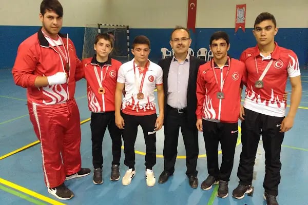 Gürsu Kapalı Spor Salonu - Resim 13