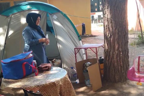 Cumhuriyet Camping - Resim 19