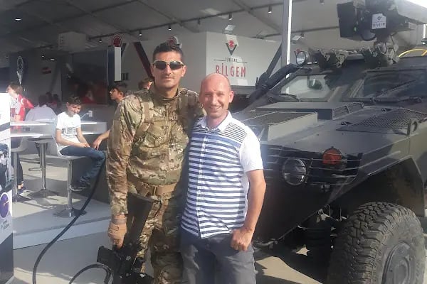 Ata Merkez Taksi durağı. - Resim 12