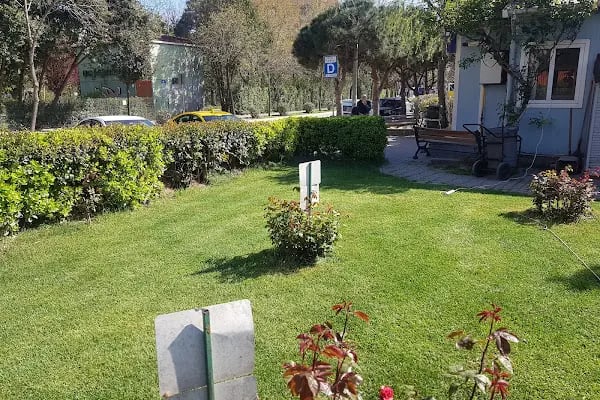 Ata Merkez Taksi durağı. - Resim 18