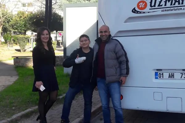 Uzmanlar Turizm - Adana Otobüs Minibüs Kiralama - Adana Şöförlü Vip Araç Kiralama - Resim 14