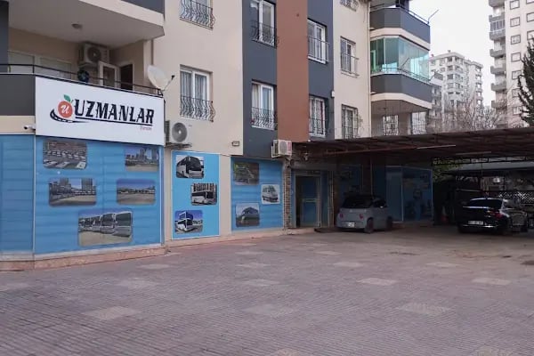 Uzmanlar Turizm - Adana Otobüs Minibüs Kiralama - Adana Şöförlü Vip Araç Kiralama - Resim 2