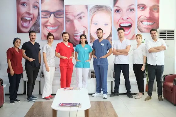 Özel Estetik 4 Ağız ve Diş Sağlığı Polikliniği - Resim 2