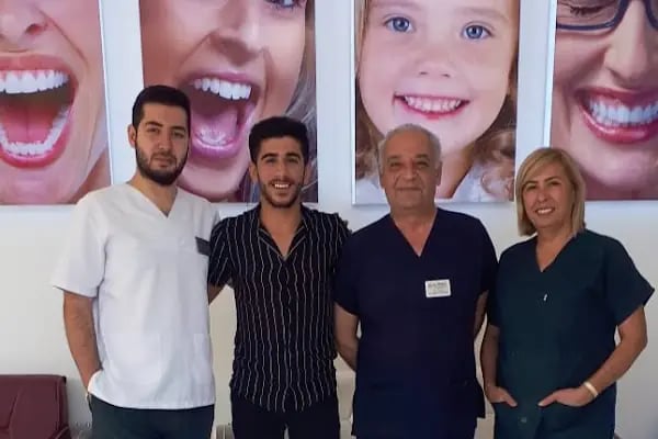 Özel Estetik 4 Ağız ve Diş Sağlığı Polikliniği - Resim 9