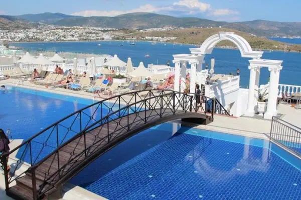 Grand Newport Otel - Resim 14