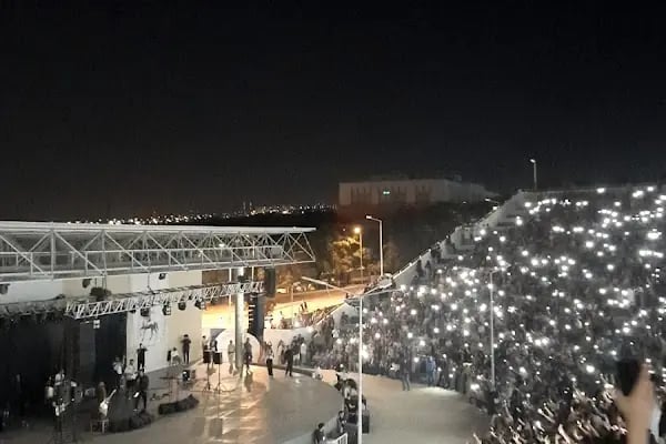 Dokuz Eylül Üniversitesi Tınaztepe Kampüsü Amfi Tiyatro - Resim 13