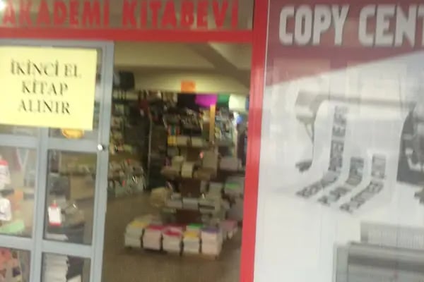 Akademi Kırtasiye Kitabevi - Resim 1