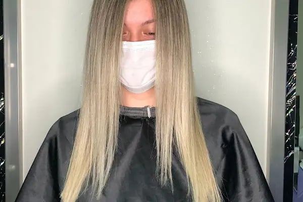 BURCU ŞANLI bayan Kuaför Güzellik Salonu Güneşli deki Kuaförler Gelin Başı Saç Röfle Türban Omre Keratin Ağda Makyaj Güneşli - Resim 5