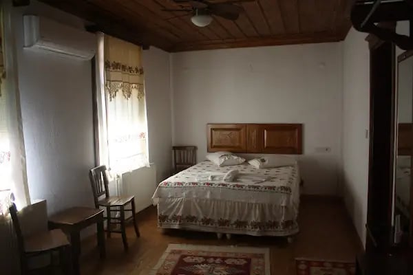 Birgi Çınaraltı Pansiyon - Resim 2