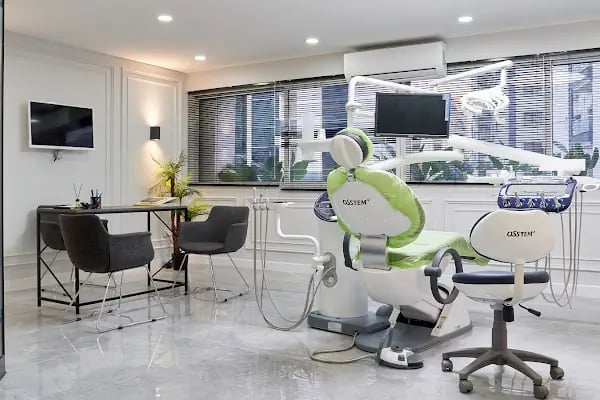 Özel Ege Freshdent Ağız ve Diş Sağlığı Polikliniği - Resim 12