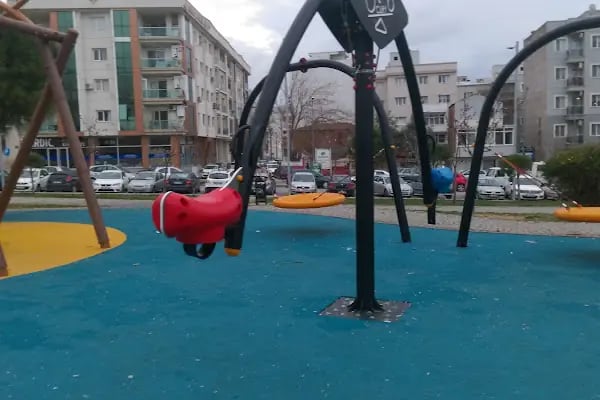 Bornova Gençlik Ve Spor Parkı - Resim 5