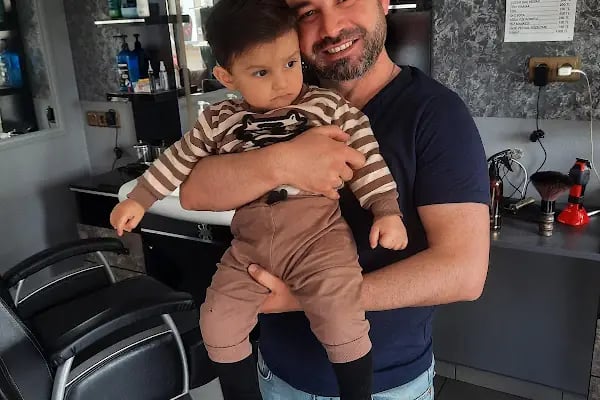 Birol Erkek Kuaförü Yeditepe Üniversite Kayışdağ - Resim 10