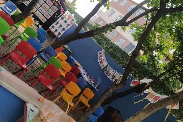 Özel Çayırova Şirinler Anaokulu - Resim 2
