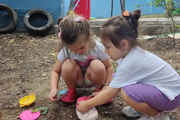 Özel Çayırova Şirinler Anaokulu - Resim 9