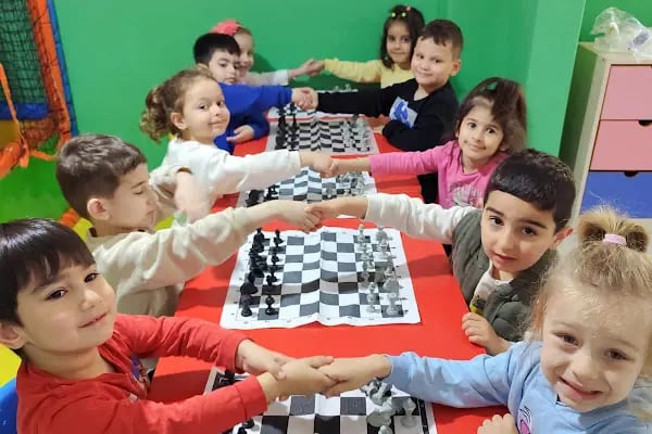 Özel Çayırova Şirinler Anaokulu - Resim 8
