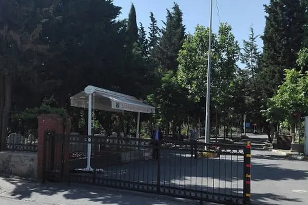 Çobançeşme Mezarlığı - Resim 4