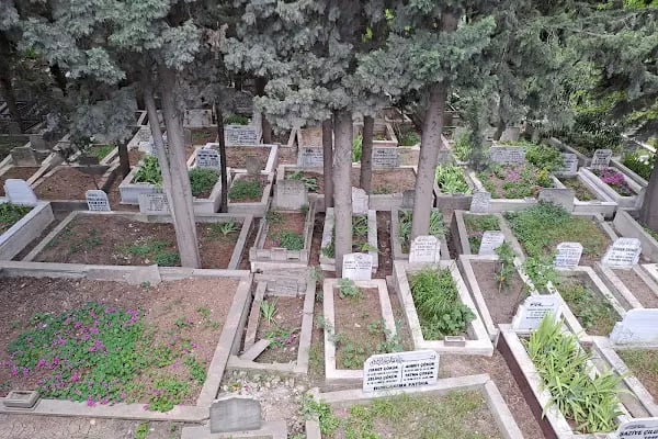 Çobançeşme Mezarlığı - Resim 18