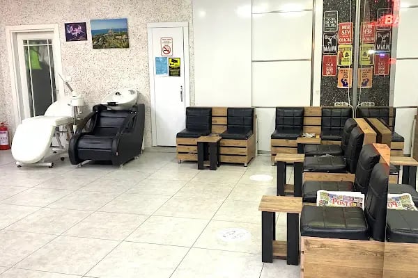 Saloon Turgay Erkek Kuaförü - Resim 3