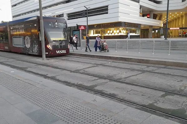 Doğu Garajı Tramvay Durağı - Resim 13