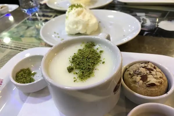 Yaşar Pastanesi - Resim 20