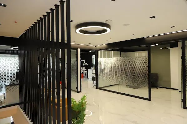 Batışehir Boğaziçi Diş Polikliniği - Resim 1