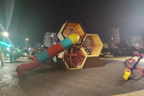 Şehit Serhat Sığnak parkı - Resim 8