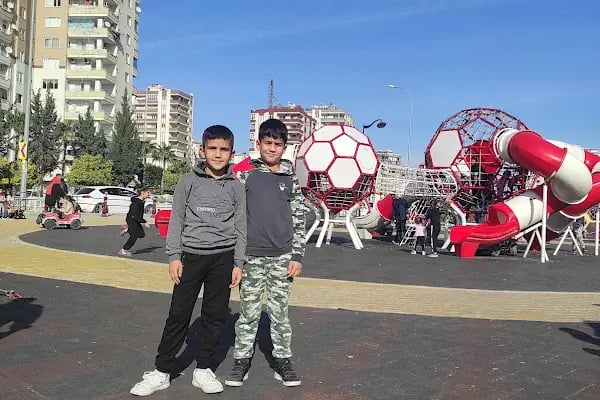 Şehit Serhat Sığnak parkı - Resim 7