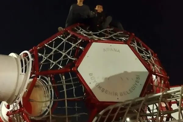 Şehit Serhat Sığnak parkı - Resim 19