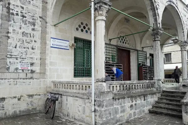 İlim & İrfan Cami - Resim 3