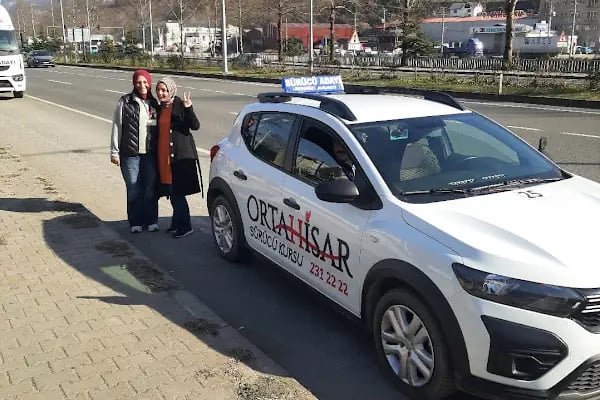 Özel Ortahisar Sürücü Kursu - Resim 17
