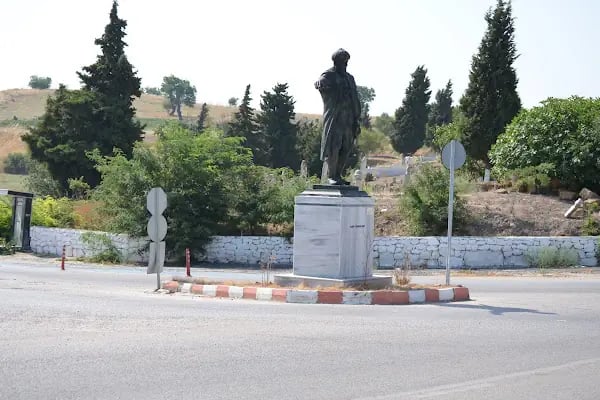 Has Yunus Bey Türbesi - Resim 5