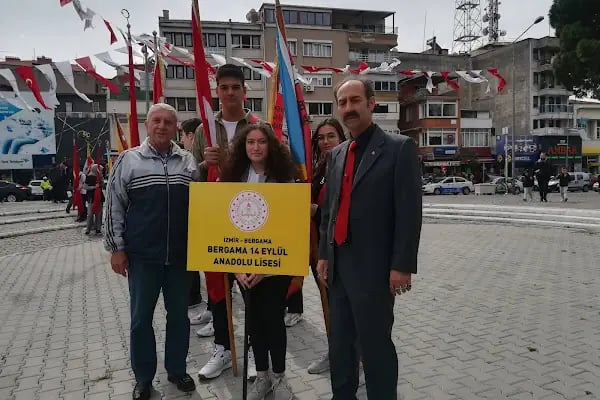 Bergama Lisesi - 14 Eylül Anadolu Lisesi - Resim 4