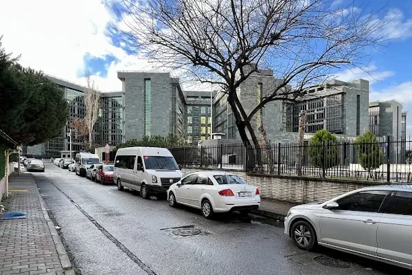 İstanbul Bölge Adliye Mahkemesi - Resim 4
