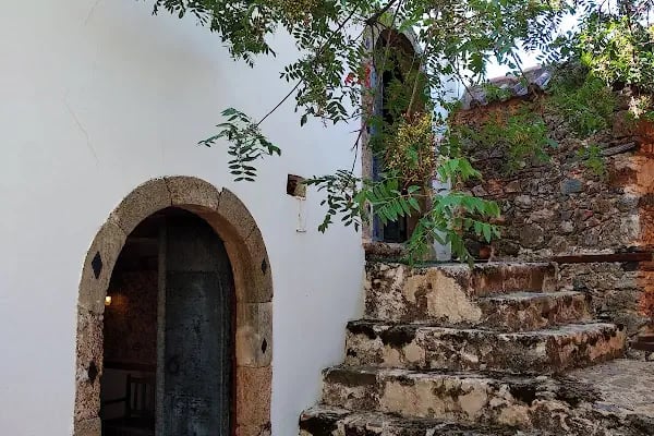 The Orthodox Church of the Great Martyr George - Resim 18