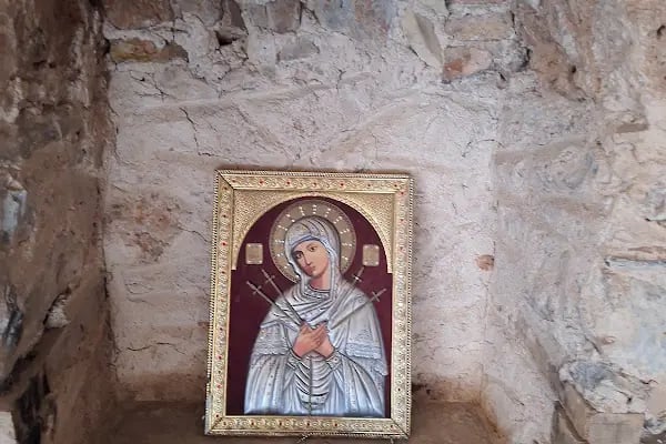 The Orthodox Church of the Great Martyr George - Resim 14
