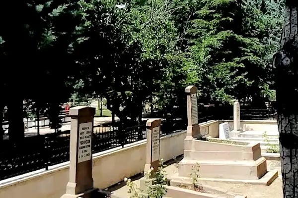 Konya Askeri Şehitliği - Resim 14