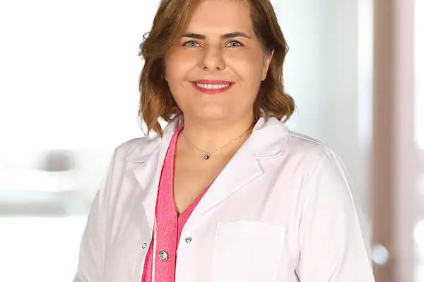 Uzm. Dr. Sibel Çevik | Dermatoloji (Cildiye) Doktoru - Resim 1