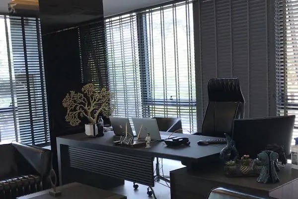 Prof.Dr.İsmail Küçüker - Burun Estetiği - Botoks - EmSculpt Neo - Emtone - Resim 4