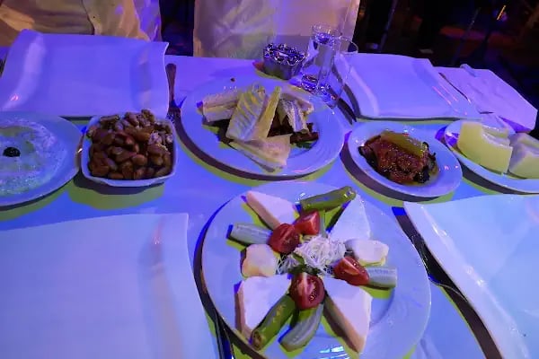 Tütün Hanı &amp; Mağara Cafe - Resim 15