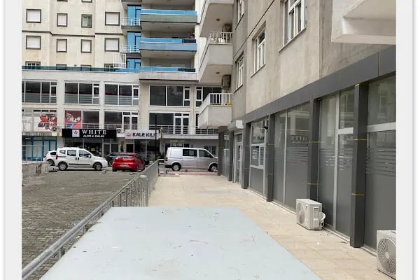 Diş Hekimi Halime Savci - Astro Dent Ağız ve Diş Sağlığı Kliniği - Resim 10
