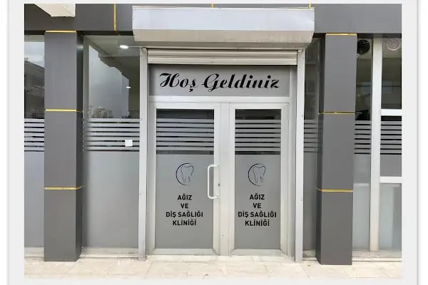 Diş Hekimi Halime Savci - Astro Dent Ağız ve Diş Sağlığı Kliniği - Resim 2