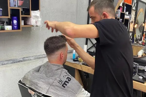 İlke hair studıo BARBER SHOP - Resim 9